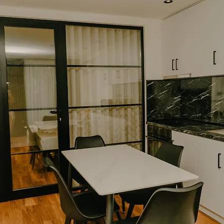 Dami Lägenhet Tirana