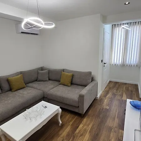 Apartament Dami Tirana